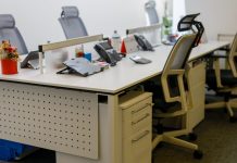 Les plateformes les plus fiables pour acheter du mobilier de bureau d’occasion en France